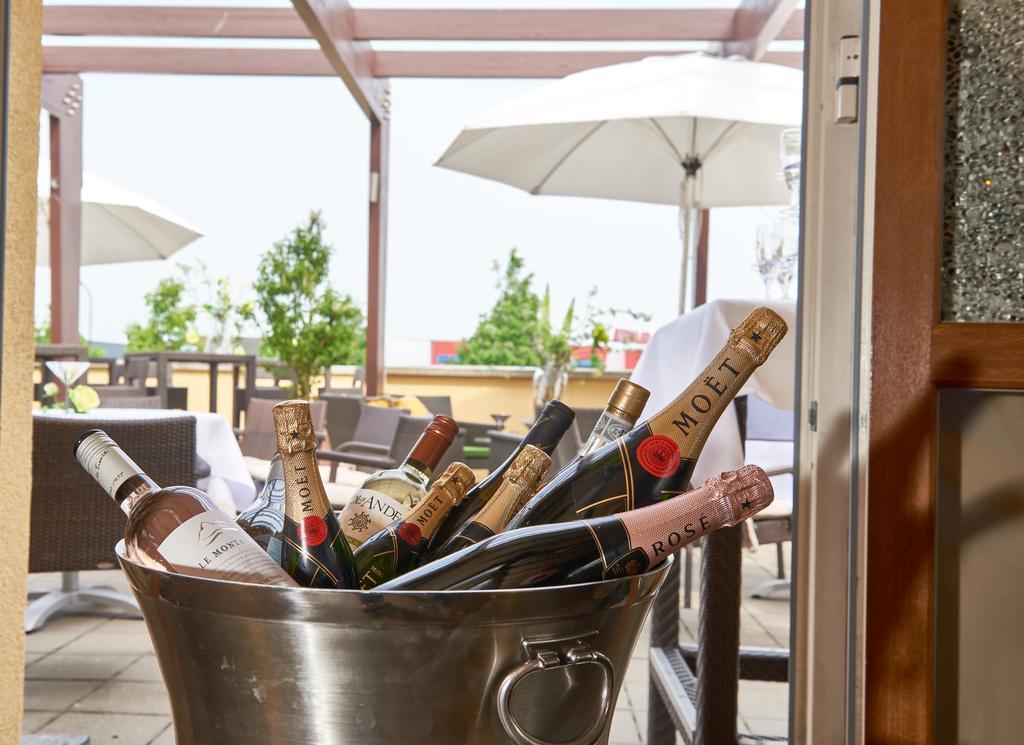 Hotel Babylon Heerhugowaard - Alkmaar Ngoại thất bức ảnh